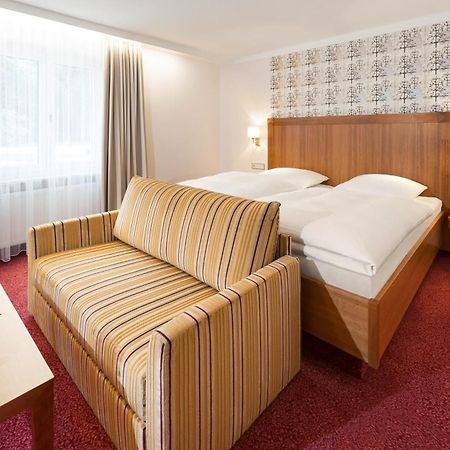 Bayerischer Hof Freising Buitenkant foto