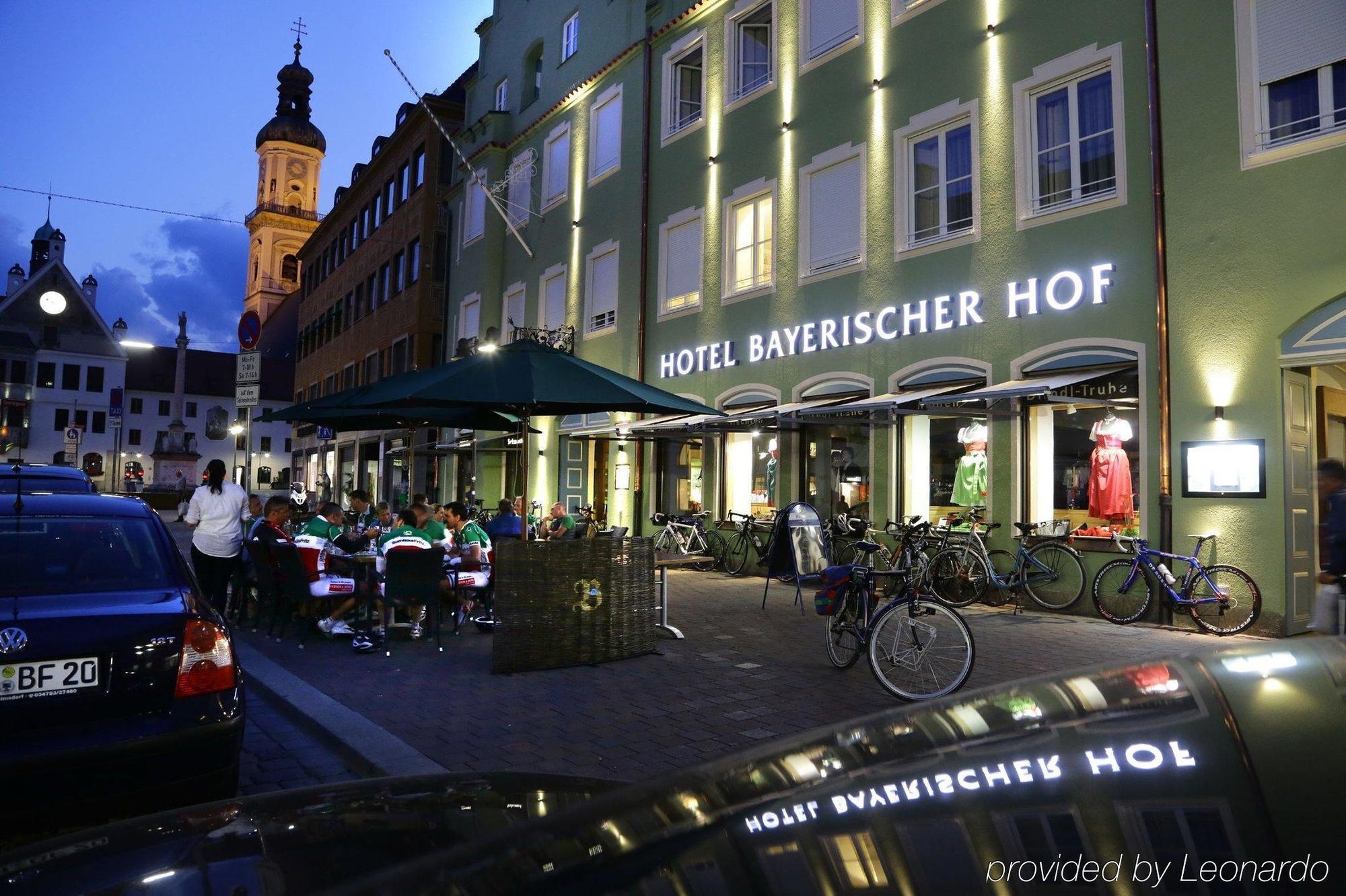 Bayerischer Hof Freising Buitenkant foto